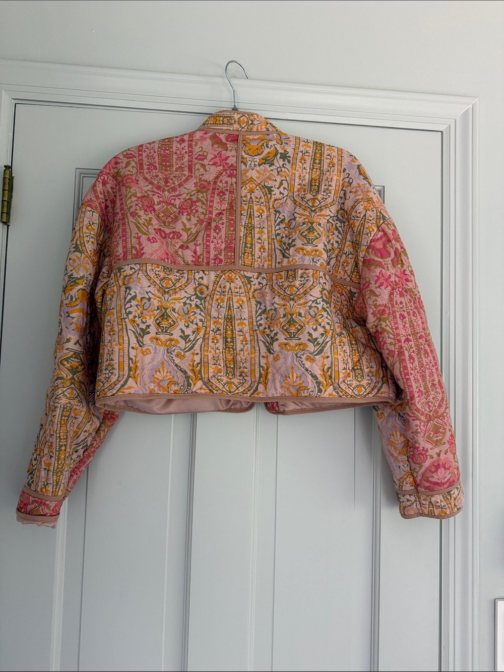 7 For All Mankind Pink and Gold Floral Cropped Quilted Bomber Jacket - Picture 4 of 6